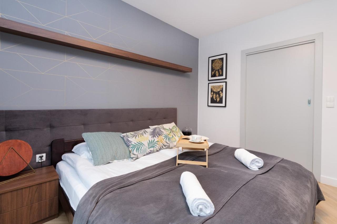 Superior Apartment With Balcony & Parking Gdansk By Noclegi Renters Prestige Εξωτερικό φωτογραφία